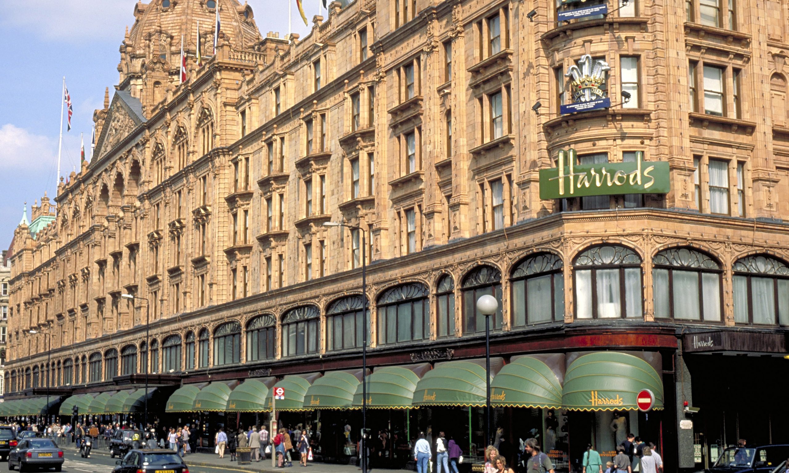 Harrods, Knightsbridge We Go Round Travel