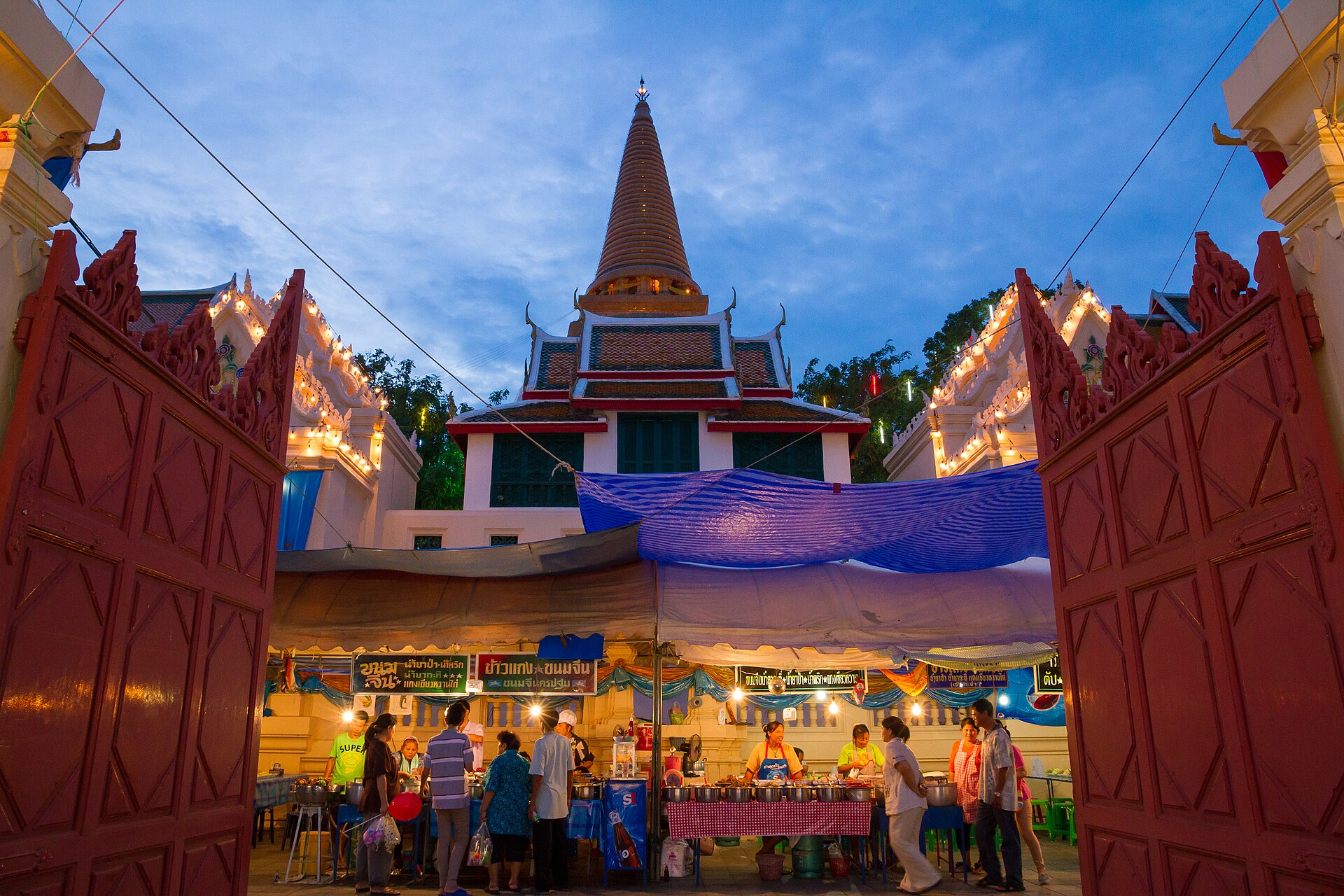 Thailand Temple Pilgrimage Tour — 3 Days through Nakhon Pathom, Ayutthaya & Suphanburi